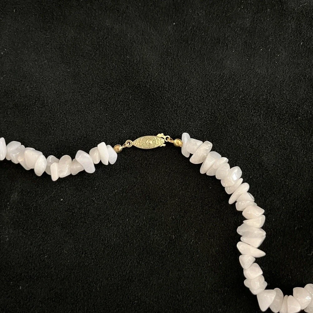 Polished Agate Necklace White 30